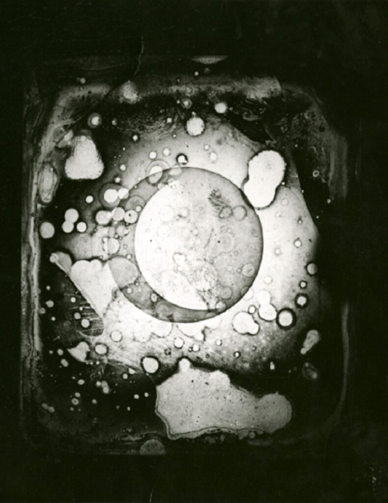 1840, The First Moon Photograph