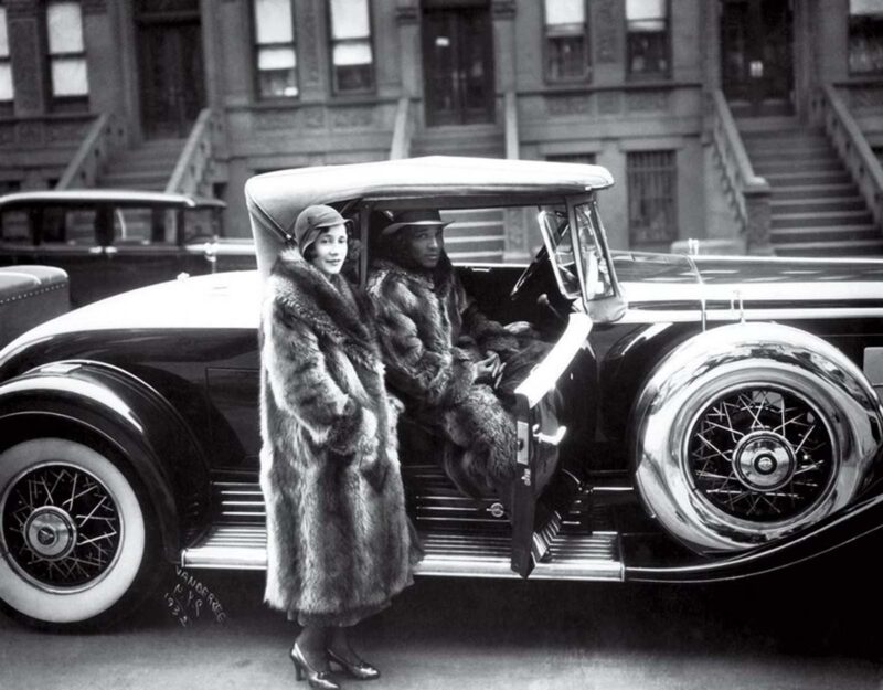 1932-Couple-In-Raccoon-Coats