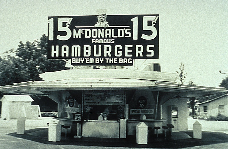 1937, The first McDonald's, California