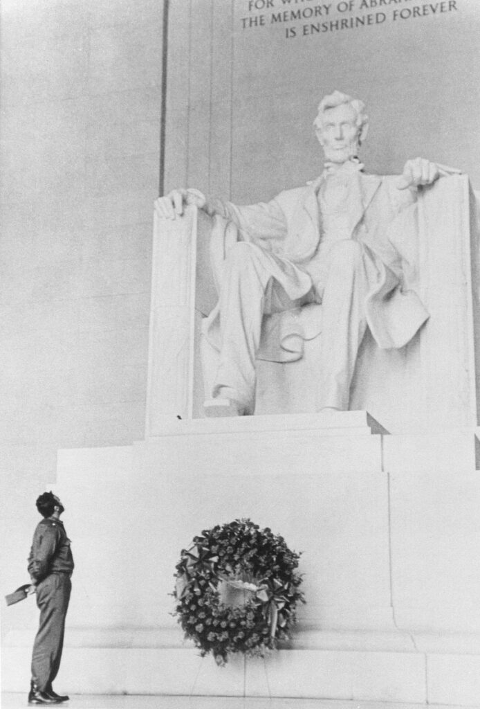 1959, Fidel Castro lays a wreath at the Lincoln Memorial