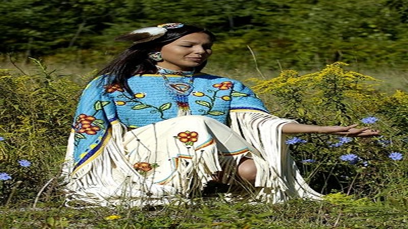 Ojibwe / Chippewa Tribe: People And Cultures Of The World - The World Hour