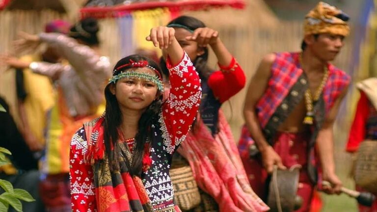 Lumad Tribe: People and Cultures of the World | THE WORLD HOUR