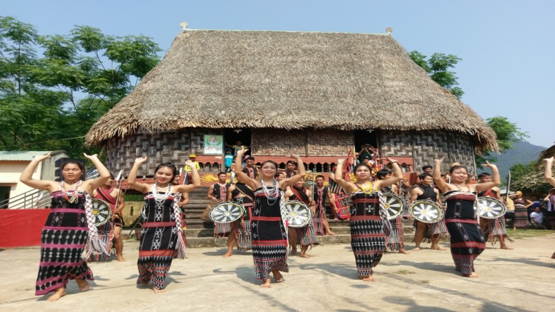 Co-Tu Tribe