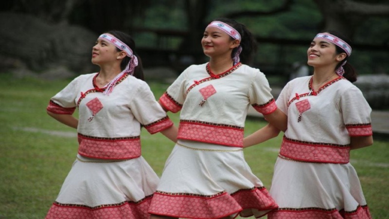 Taroko Tribe: People and Cultures of the World