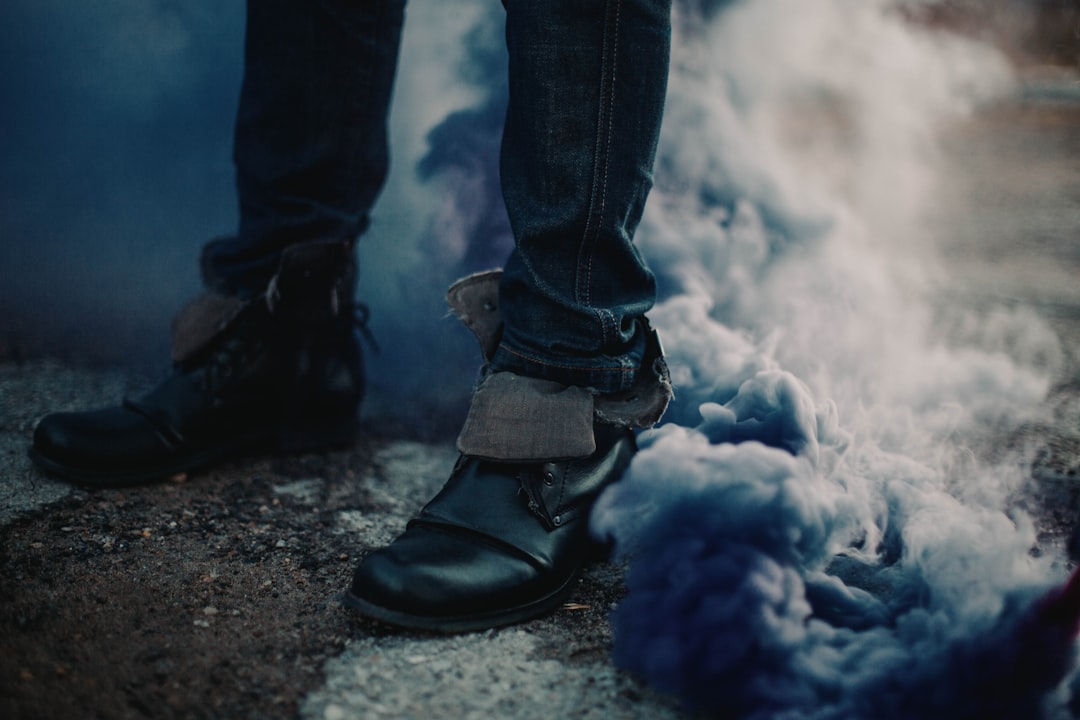 A History of Destruction: The Atomic Bomb and the Rise of Nuclear Superpowers