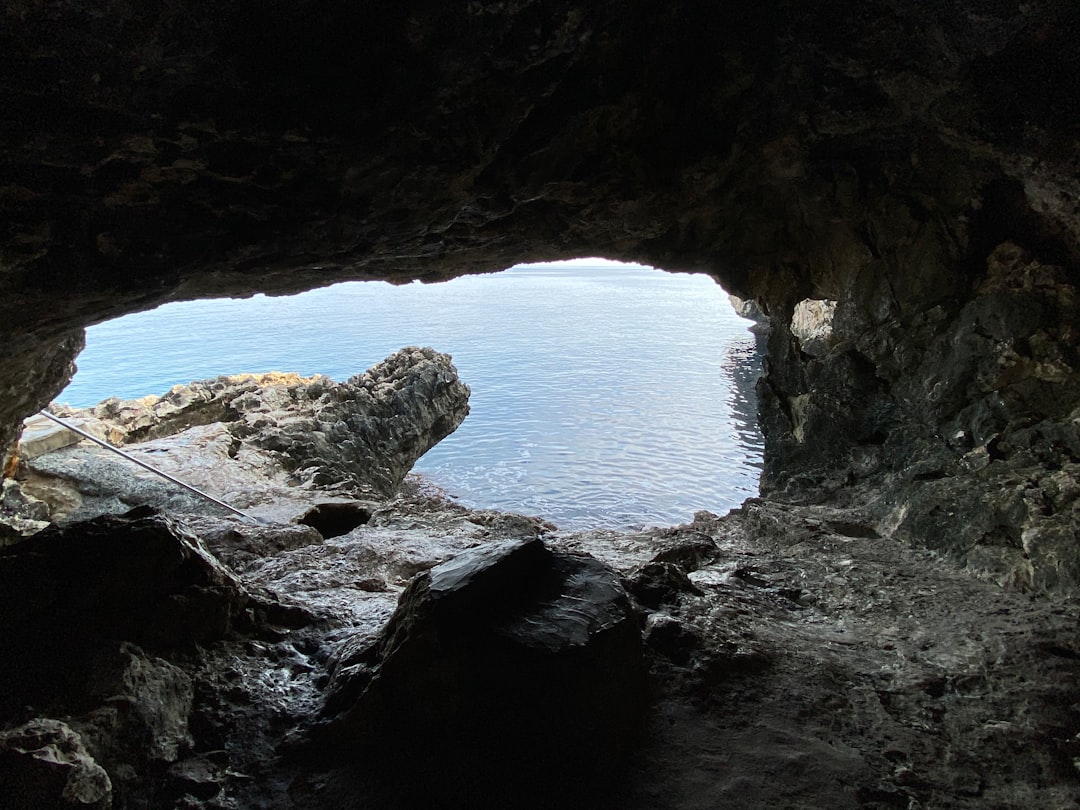 Mystery Unearthed: Exploring the 2000-Year-Old Saxon Burial Site